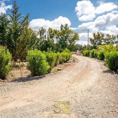 Adriana * Santa Maria la Palma