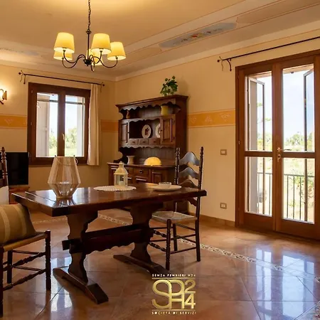 Adriana Villa Santa Maria la Palma