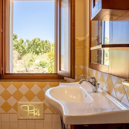 Adriana Villa Santa Maria la Palma